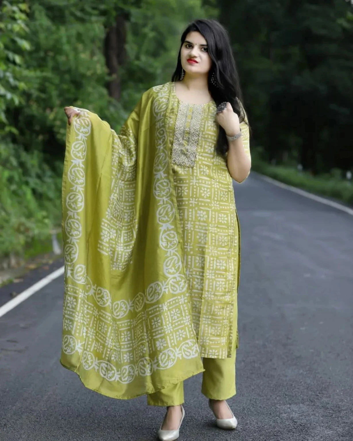 PILUDI HOUSE Printed Kurta, Trouser/Pant & Dupatta Set